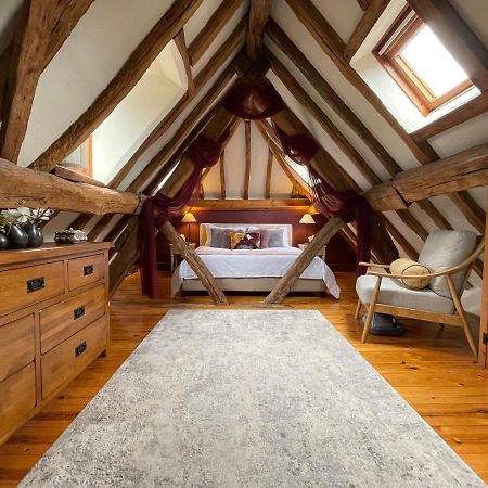 Elegant Peaceful Barn In Rural Village Setting Close To Stratford Upon Avon Екстериор снимка
