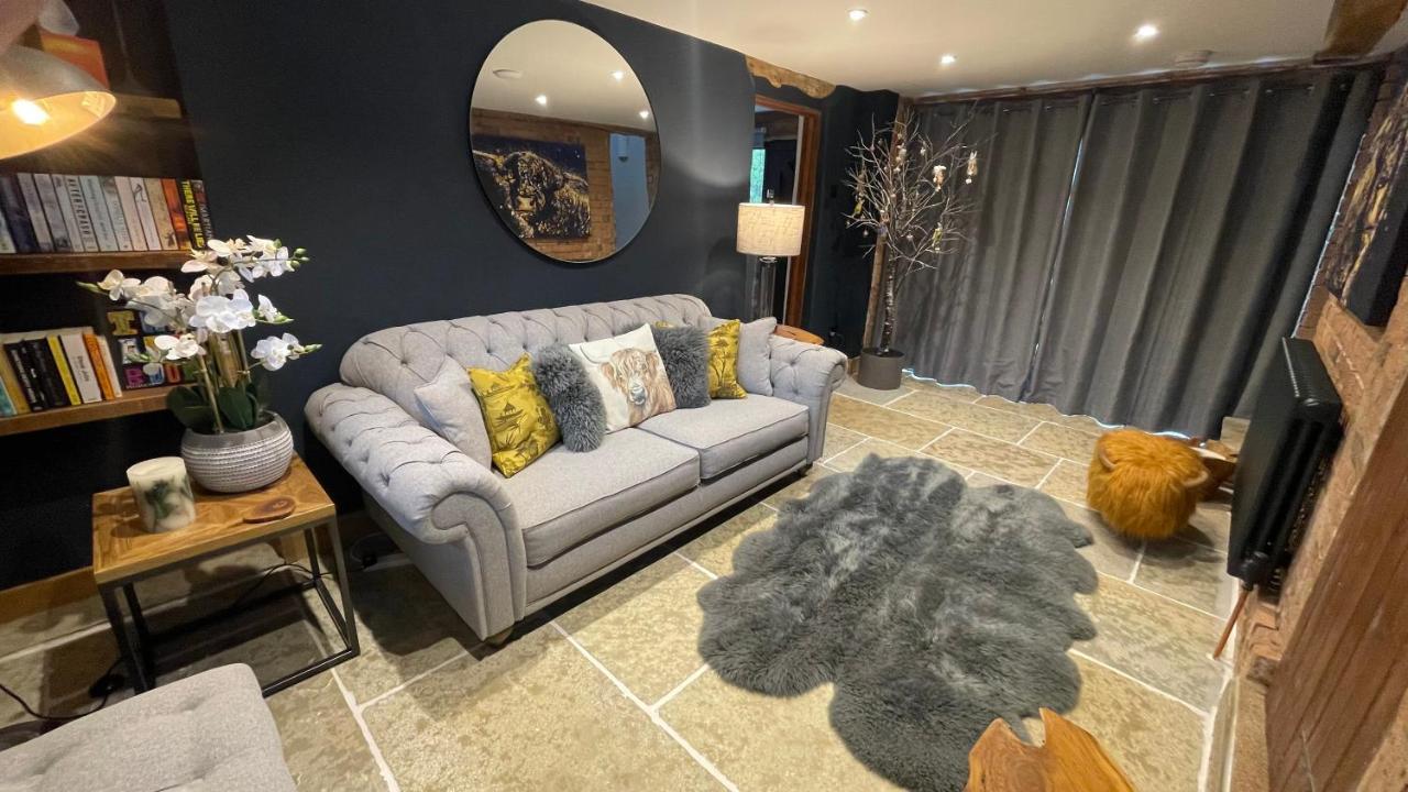 Elegant Peaceful Barn In Rural Village Setting Close To Stratford Upon Avon Екстериор снимка