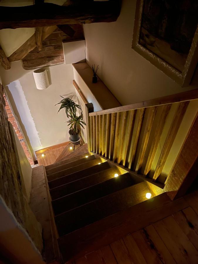 Elegant Peaceful Barn In Rural Village Setting Close To Stratford Upon Avon Екстериор снимка